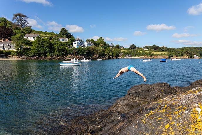 The Best Swimming Beaches In Cornwall